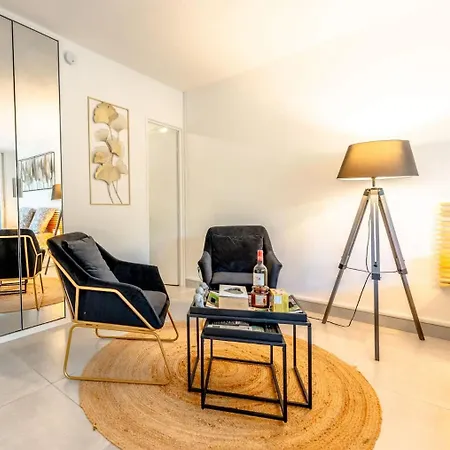 Petit Eden L Balcony & Peaceful L Shellter サントロペ